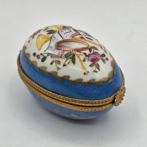 Vtg limoges trinket box La main egg shaped Blue Floral Music Paris Style